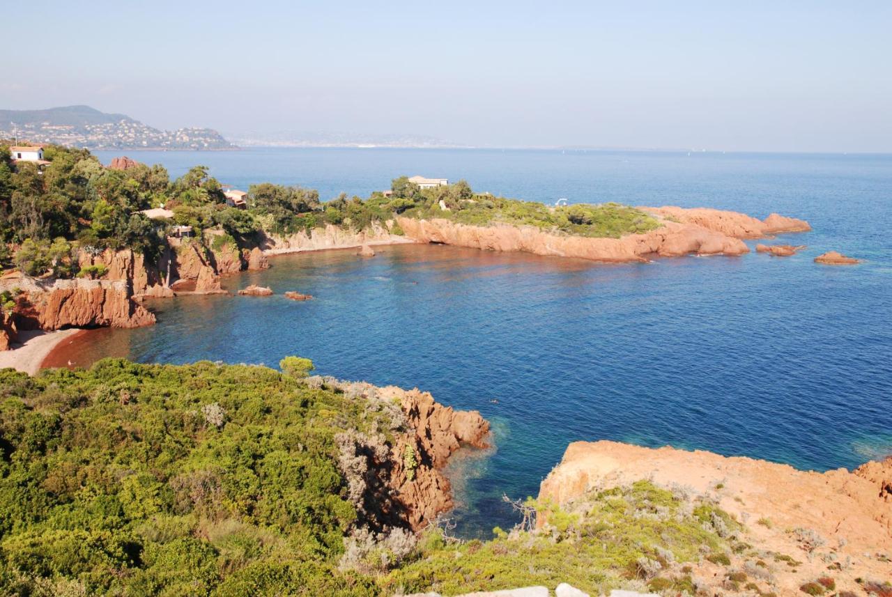Agay Cap Esterel Village Allee Fleurs - F2 Clim Vue Golf Et Mer - Grande Terrasse Plein Sud Saint-Raphaël Eksteriør billede
