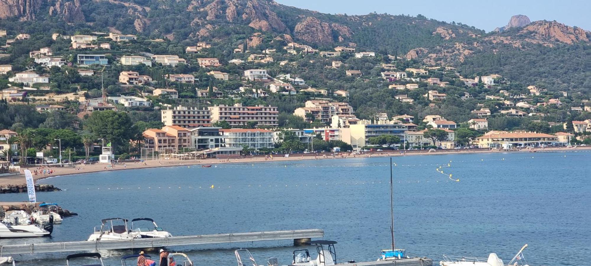 Agay Cap Esterel Village Allee Fleurs - F2 Clim Vue Golf Et Mer - Grande Terrasse Plein Sud Saint-Raphaël Eksteriør billede