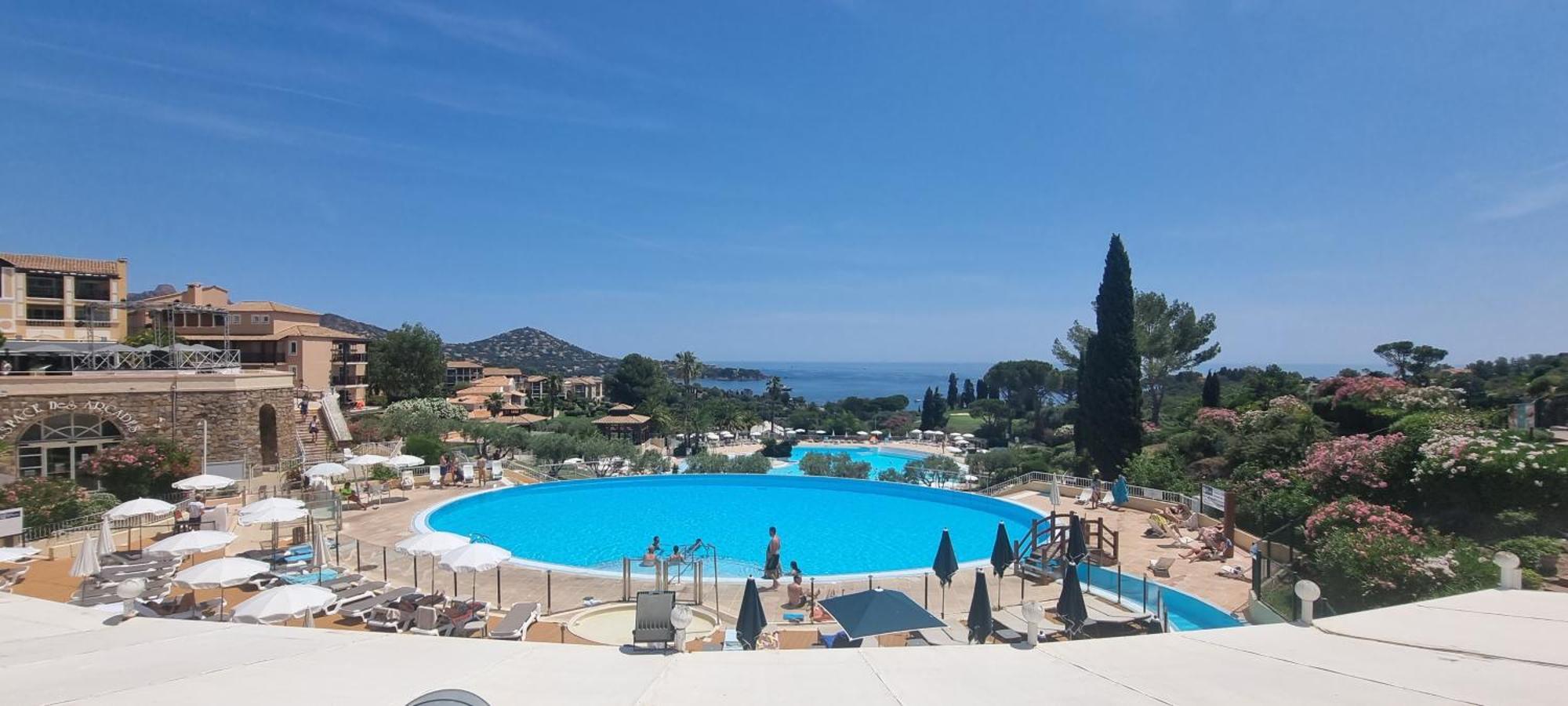 Agay Cap Esterel Village Allee Fleurs - F2 Clim Vue Golf Et Mer - Grande Terrasse Plein Sud Saint-Raphaël Eksteriør billede