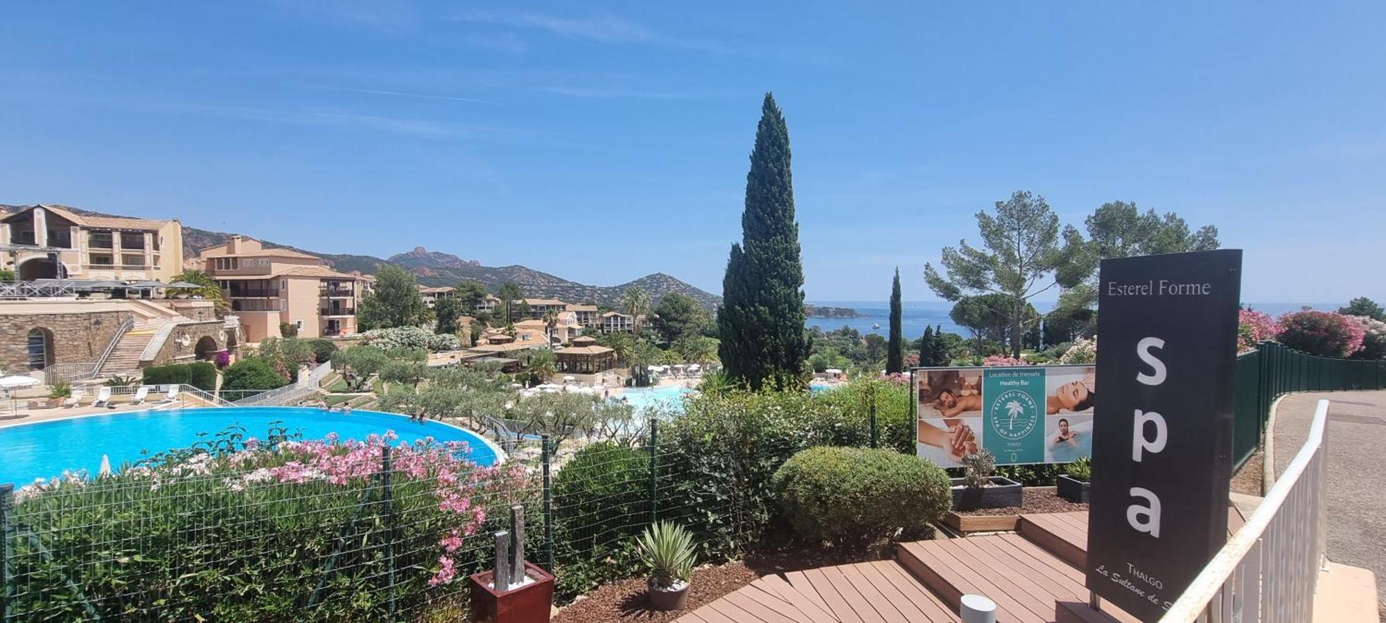 Agay Cap Esterel Village Allee Fleurs - F2 Clim Vue Golf Et Mer - Grande Terrasse Plein Sud Saint-Raphaël Eksteriør billede