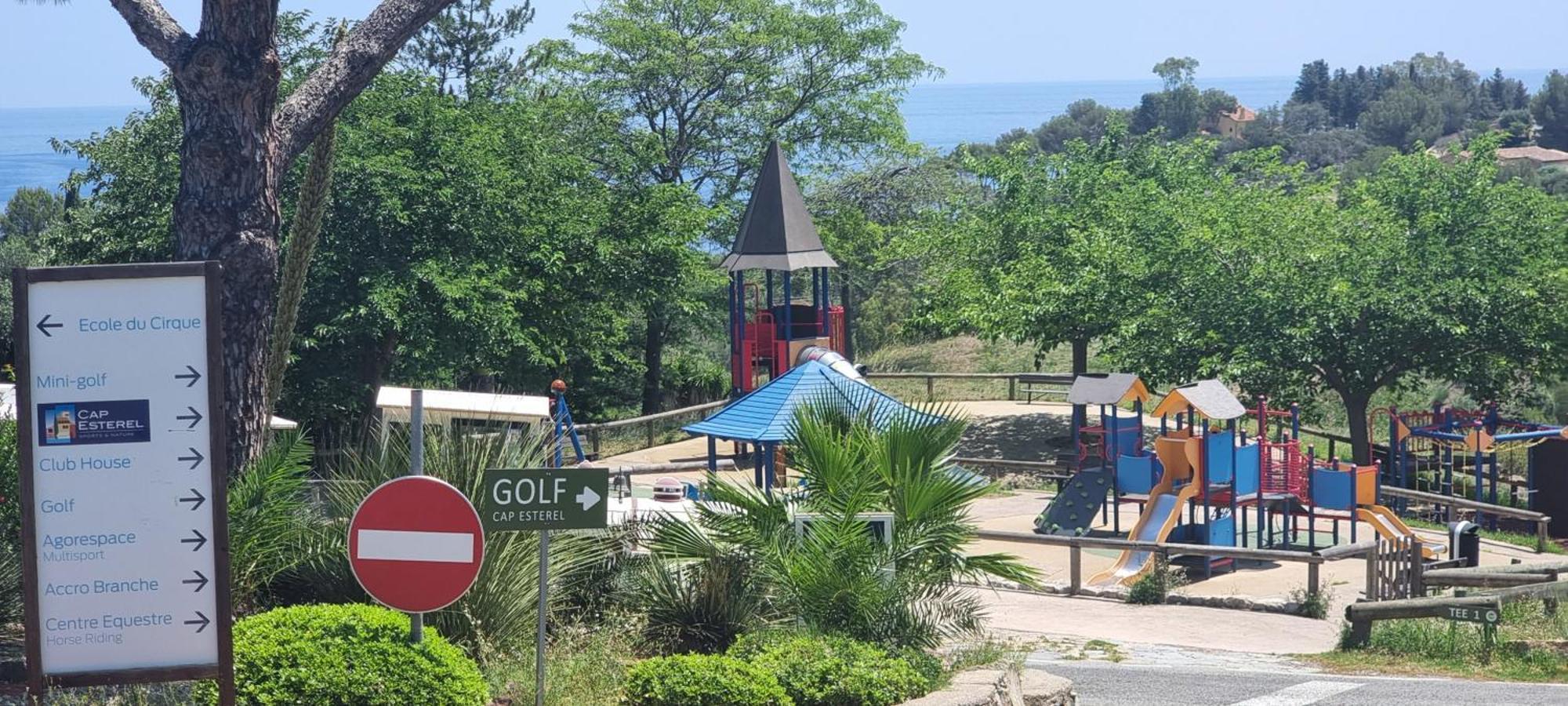 Agay Cap Esterel Village Allee Fleurs - F2 Clim Vue Golf Et Mer - Grande Terrasse Plein Sud Saint-Raphaël Eksteriør billede