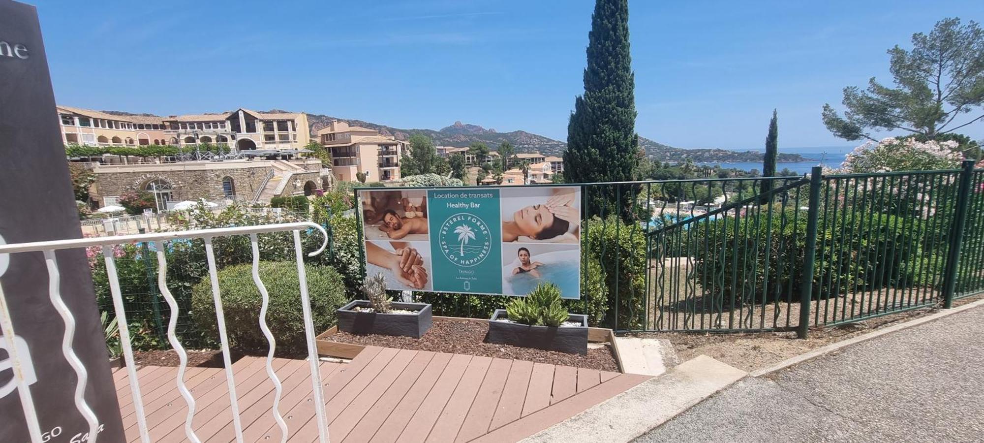 Agay Cap Esterel Village Allee Fleurs - F2 Clim Vue Golf Et Mer - Grande Terrasse Plein Sud Saint-Raphaël Eksteriør billede